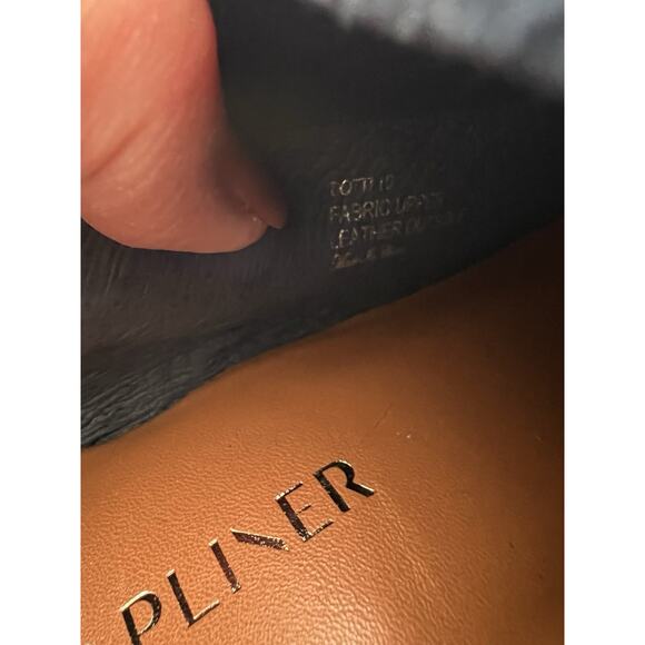 Donald Pliner Dottie Navy Ankle Heel Bootie Women’s Size 10 NWOB - Picture 9 of 9